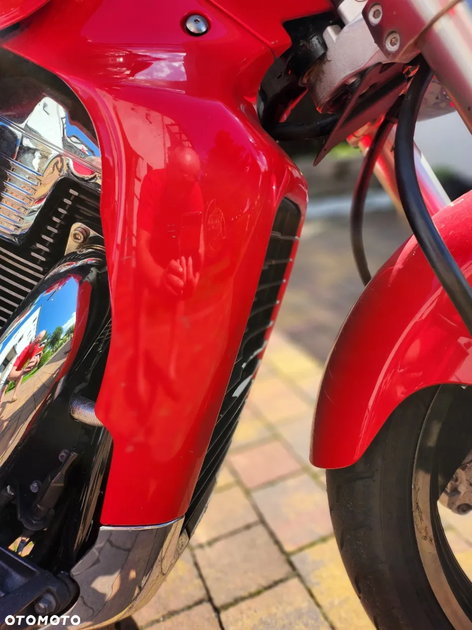 Suzuki Boulevard - 3