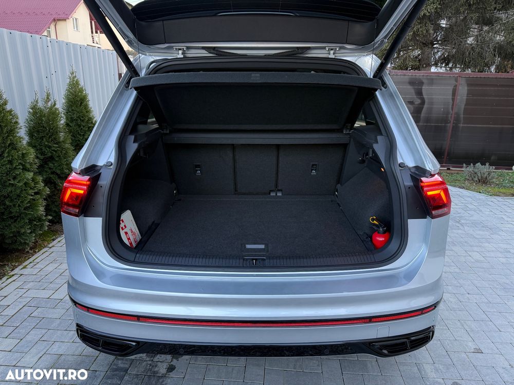 Volkswagen Tiguan 2.0 TDI SCR 4MOTION DSG R-Line - 38