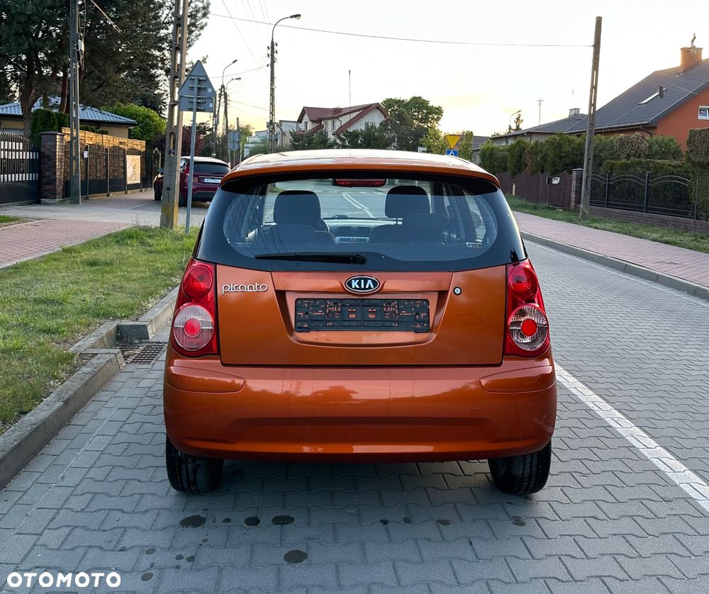 Kia Picanto - 4