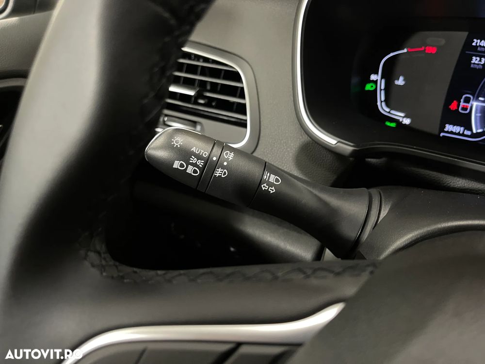 Renault Megane TCe 140 GPF Equilibre - 20