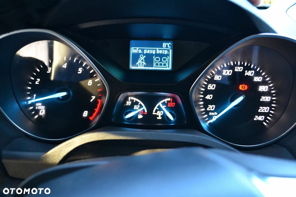 Ford Kuga 1.6 EcoBoost 2x4 Trend - 16