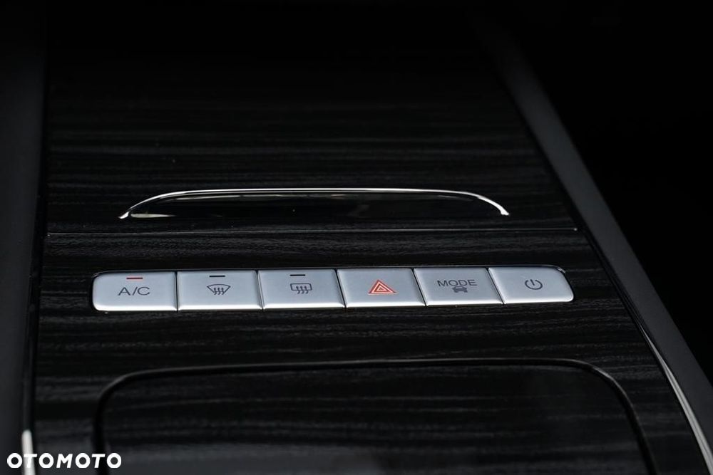 Omoda 5 1.5 T-GDI Hybrid Premium DHT - 21