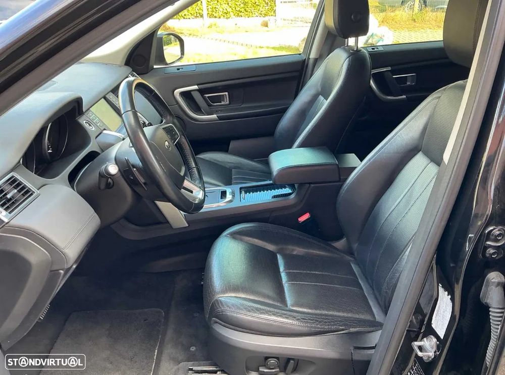 Land Rover Discovery Sport 2.0 TD4 SE Auto - 10