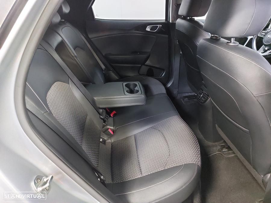 Kia XCeed 1.6 GDi PHEV First Edition - 52