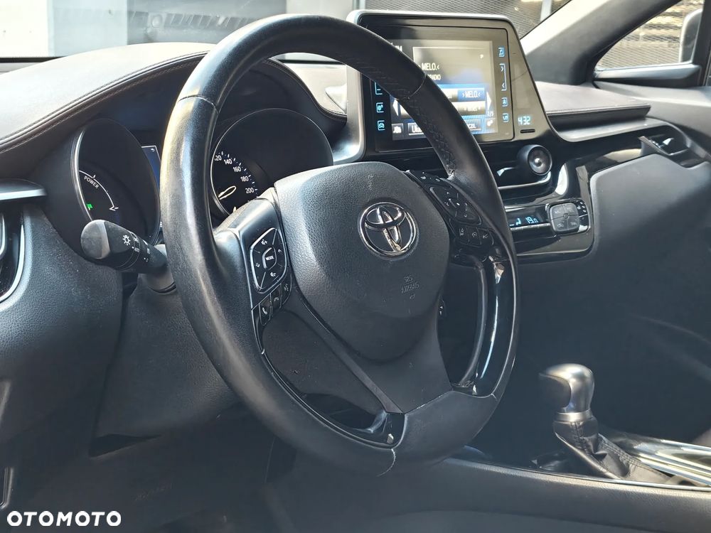 Toyota C-HR 1.8 Hybrid Prestige - 11