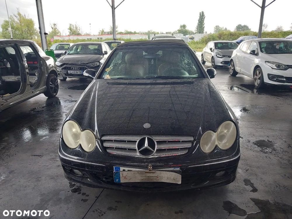 Mercedes-Benz CLK Coupe 320 CDI 7G-TRONIC Avantgarde - 4