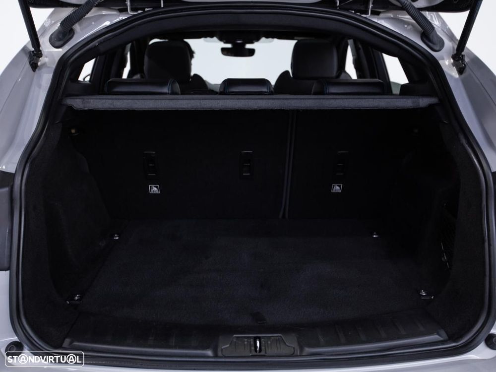 Jaguar E-Pace - 14