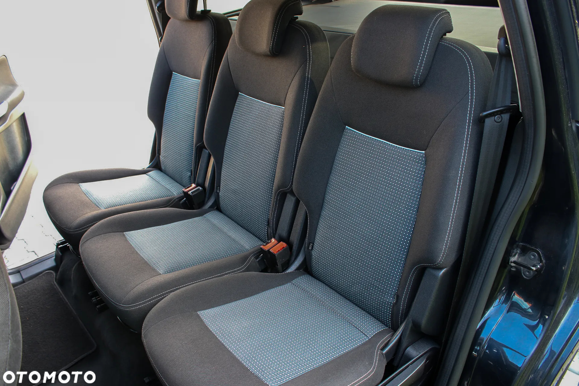 Ford Galaxy 2.0 Concept - 26