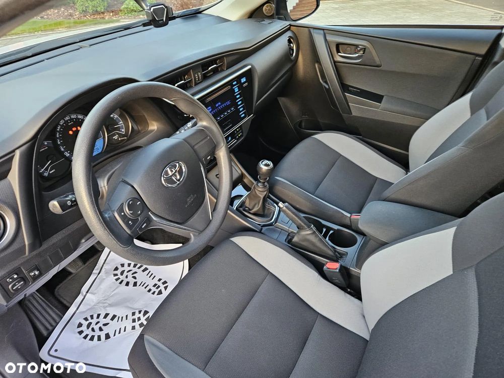 Toyota Auris 1.33 VVT-i Active - 15