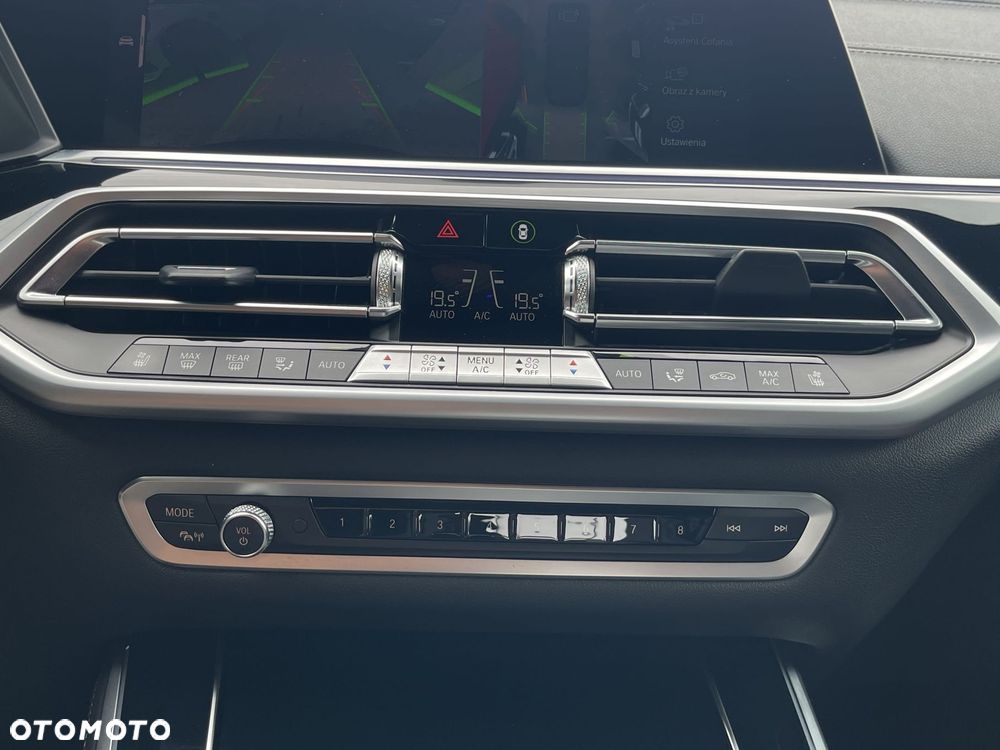 BMW X5 xDrive45e - 22