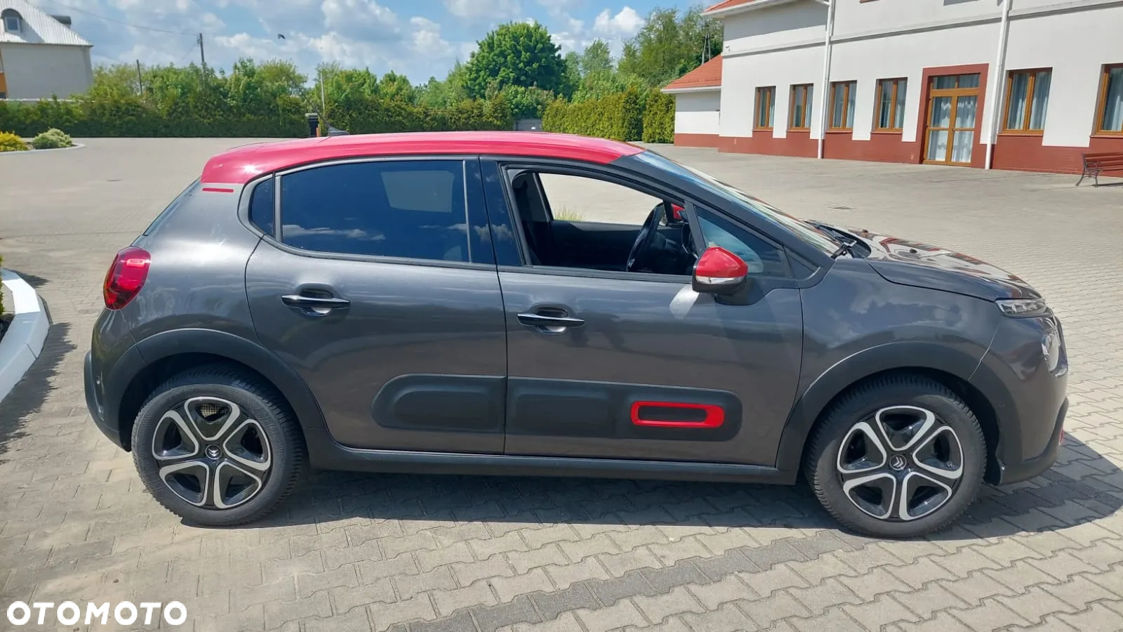 Citroën C3 1.2 PureTech Shine S&S EAT6 - 4