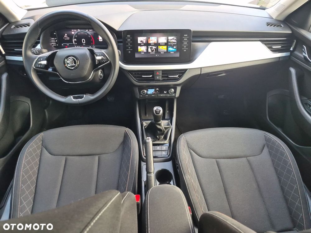 Skoda Kamiq 1.0 TSI Style - 8