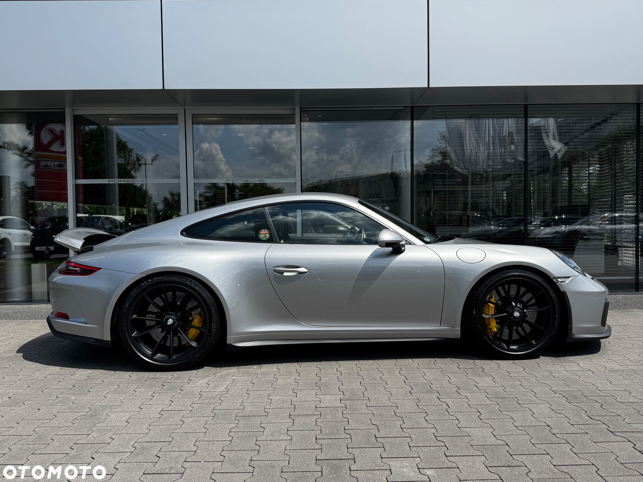Porsche 911 GT3 - 4