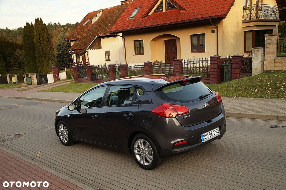 Kia Ceed 1.4 CVVT Attract - 6