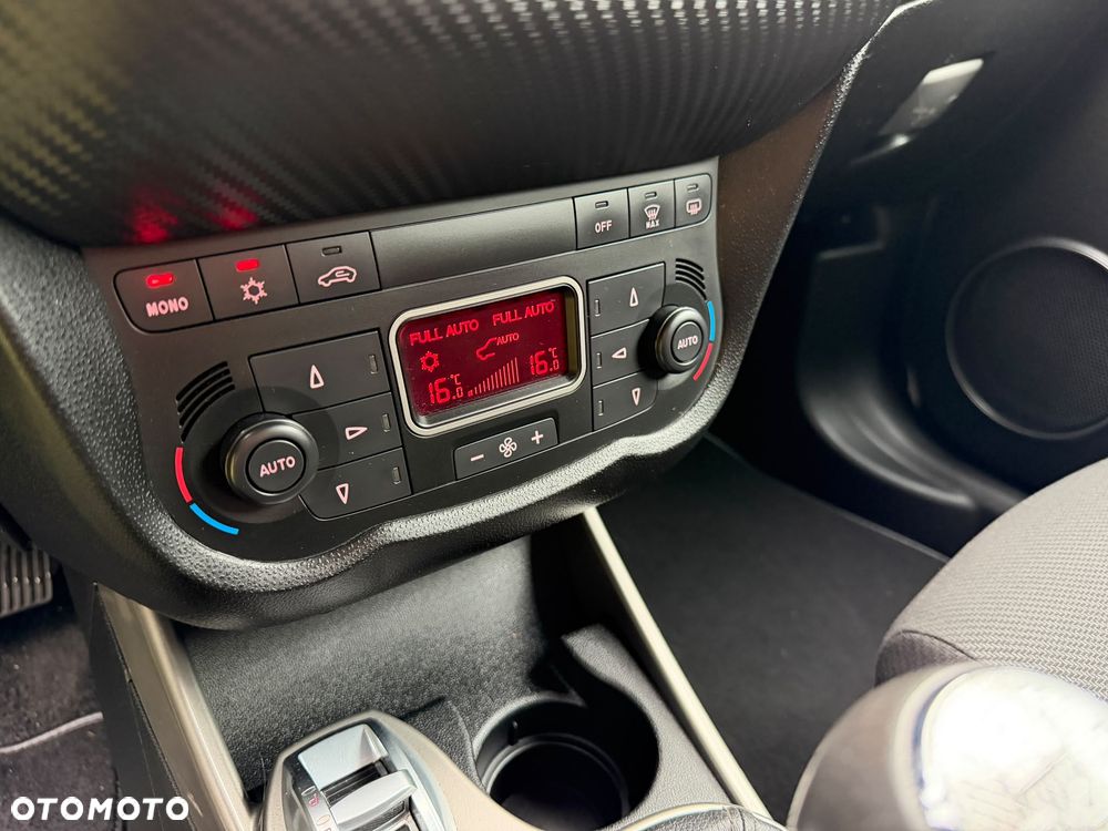 Alfa Romeo Mito 1.4 MultiAir Distinctive - 26
