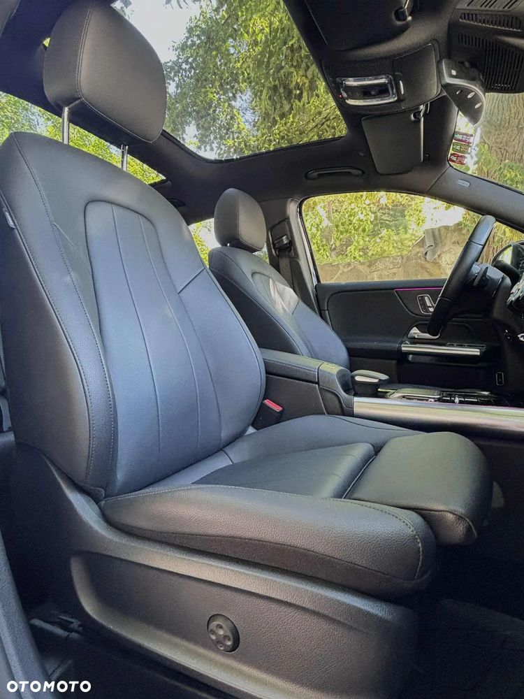 Mercedes-Benz GLA 200 d 4-Matic AMG Line - 12
