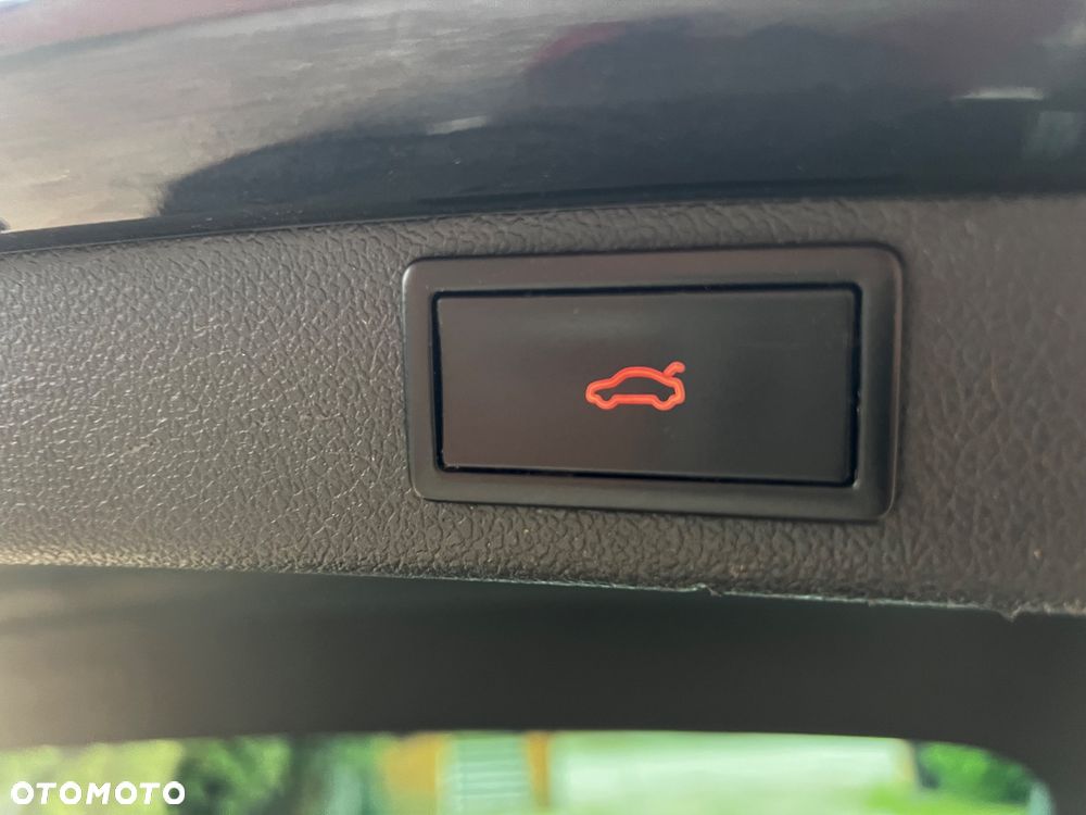 Skoda Superb 2.0 TDI DSG Elegance - 18