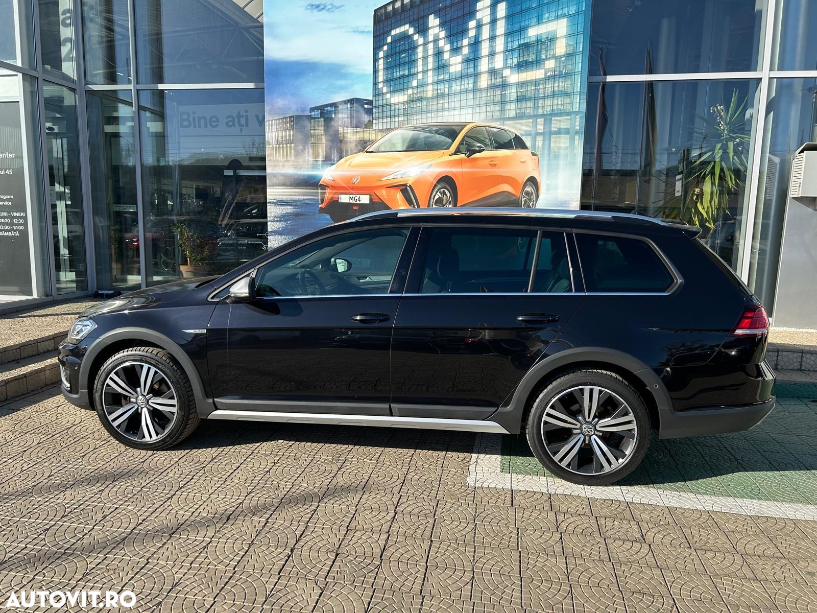 Volkswagen Golf Alltrack 2.0 TDI 4Motion BlueMotion Techn DSG - 6