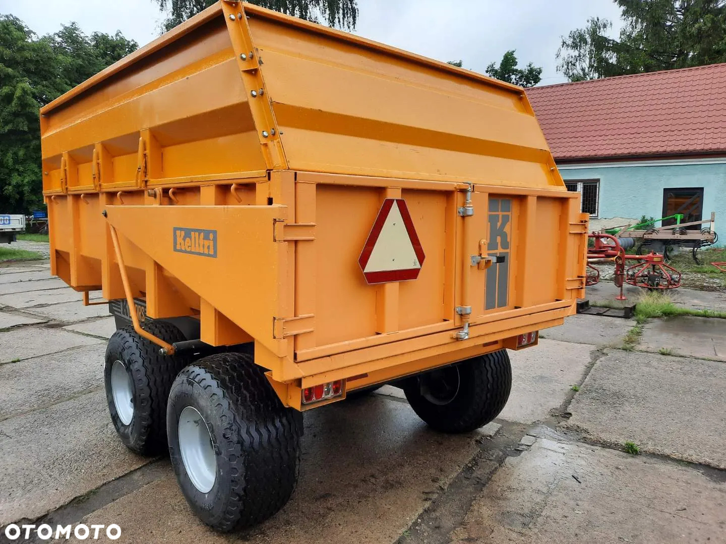 Inny Przyczepa budowlana KELLFRI - 6-9-Ton skorupowa - wywrot do tyłu - 7