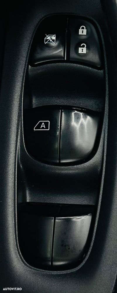 Nissan X-Trail 1.7 dCi ALL-MODE 4x4i Xtronic Tekna - 11