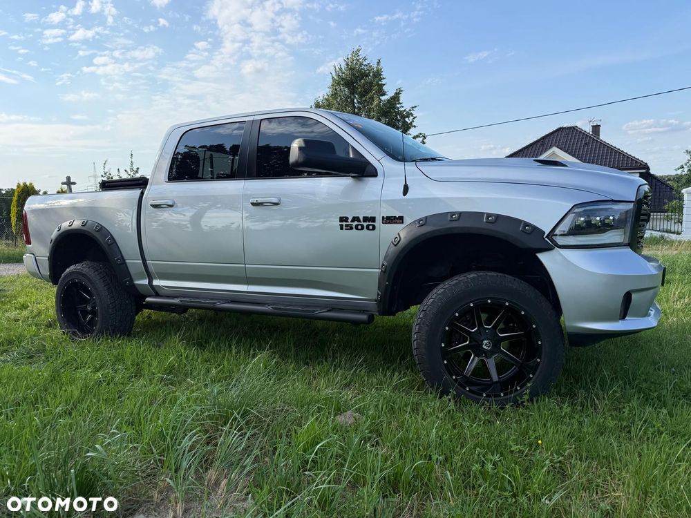 RAM 1500 Crew Cab Sport - 10