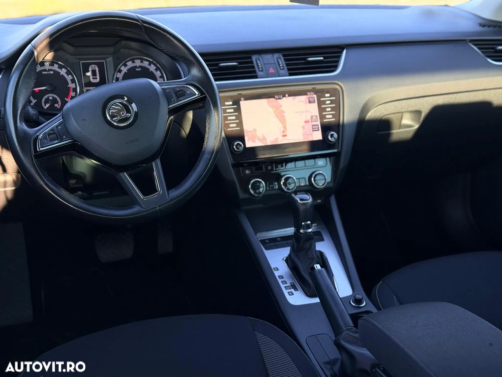 Skoda Octavia 1.6 TDI DSG Ambition - 13