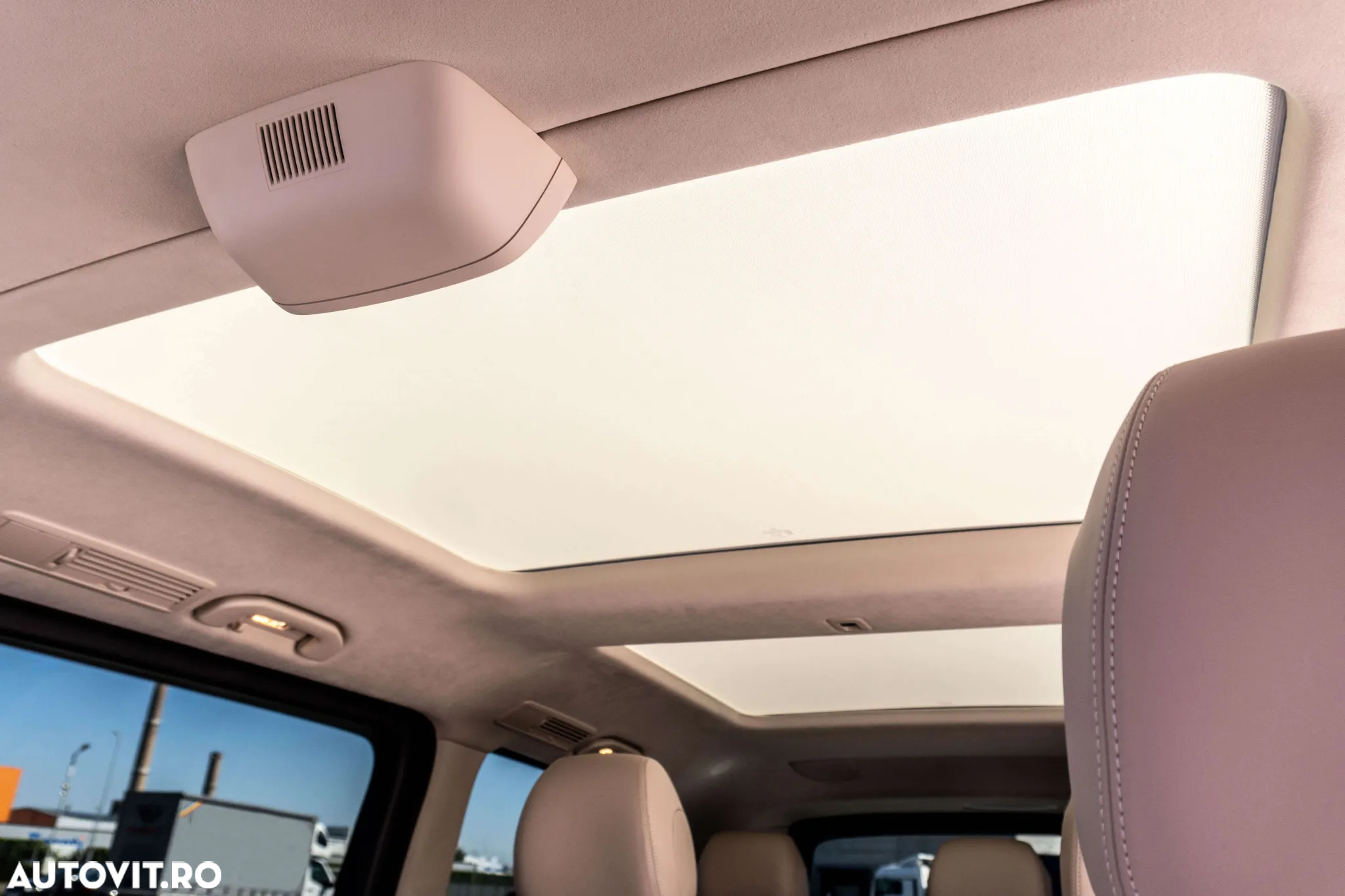 Mercedes-Benz V 300 d lang 9G-TRONIC Exclusive Edition - 35