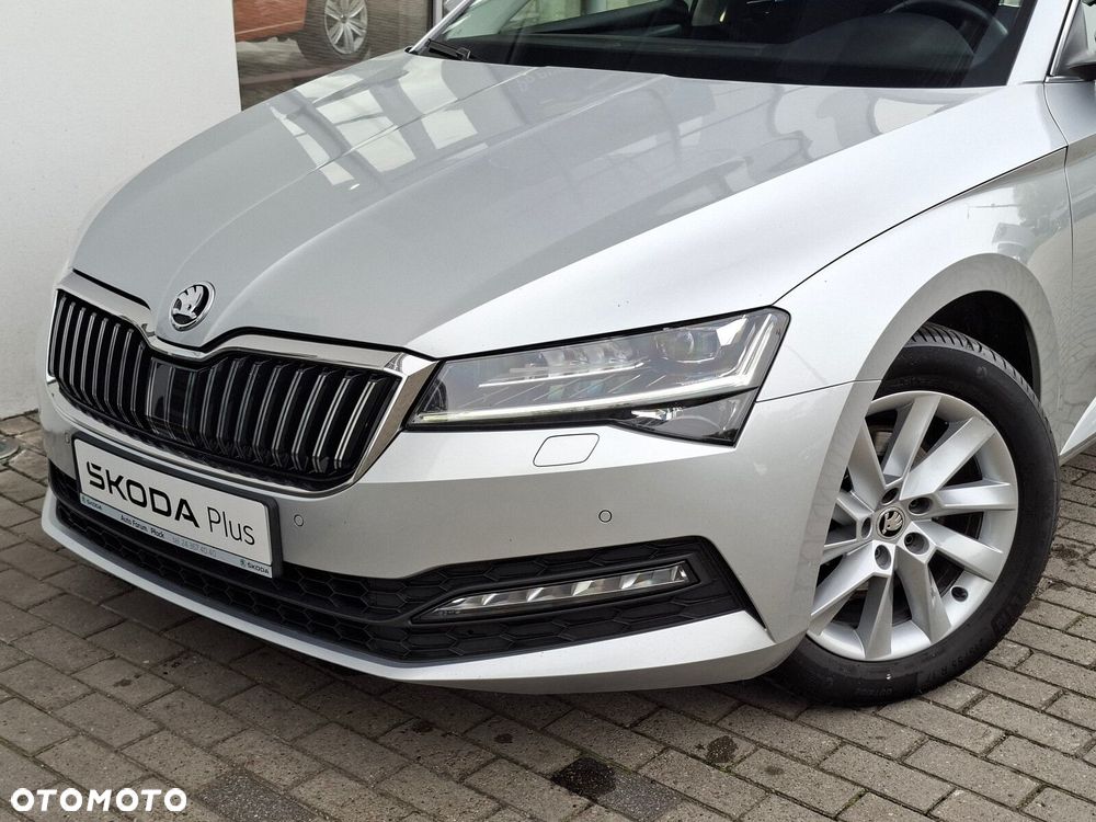Skoda Superb 1.5 TSI Ambition DSG - 10