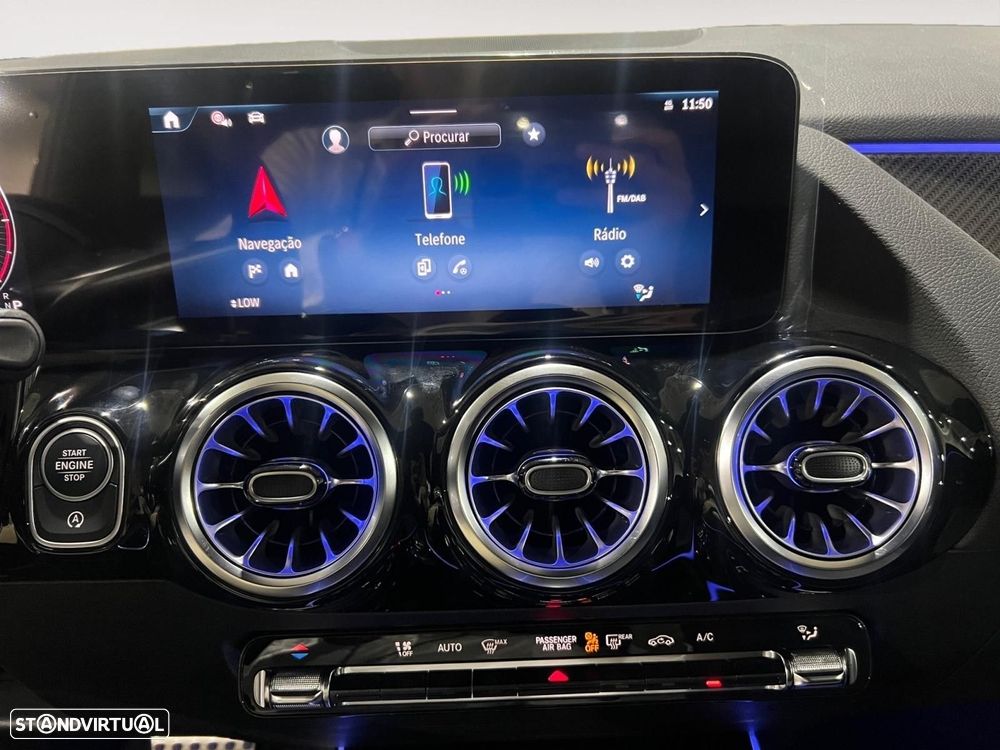 Mercedes-Benz GLA 180 d - 12