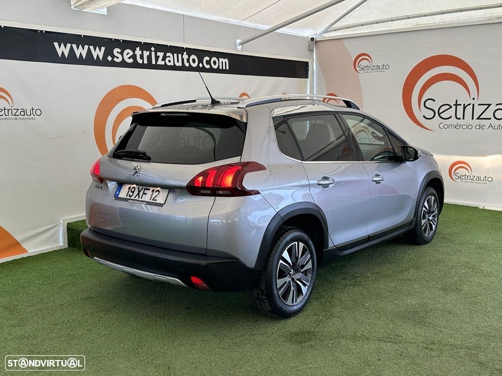 Peugeot 2008 1.2 PureTech Allure - 6