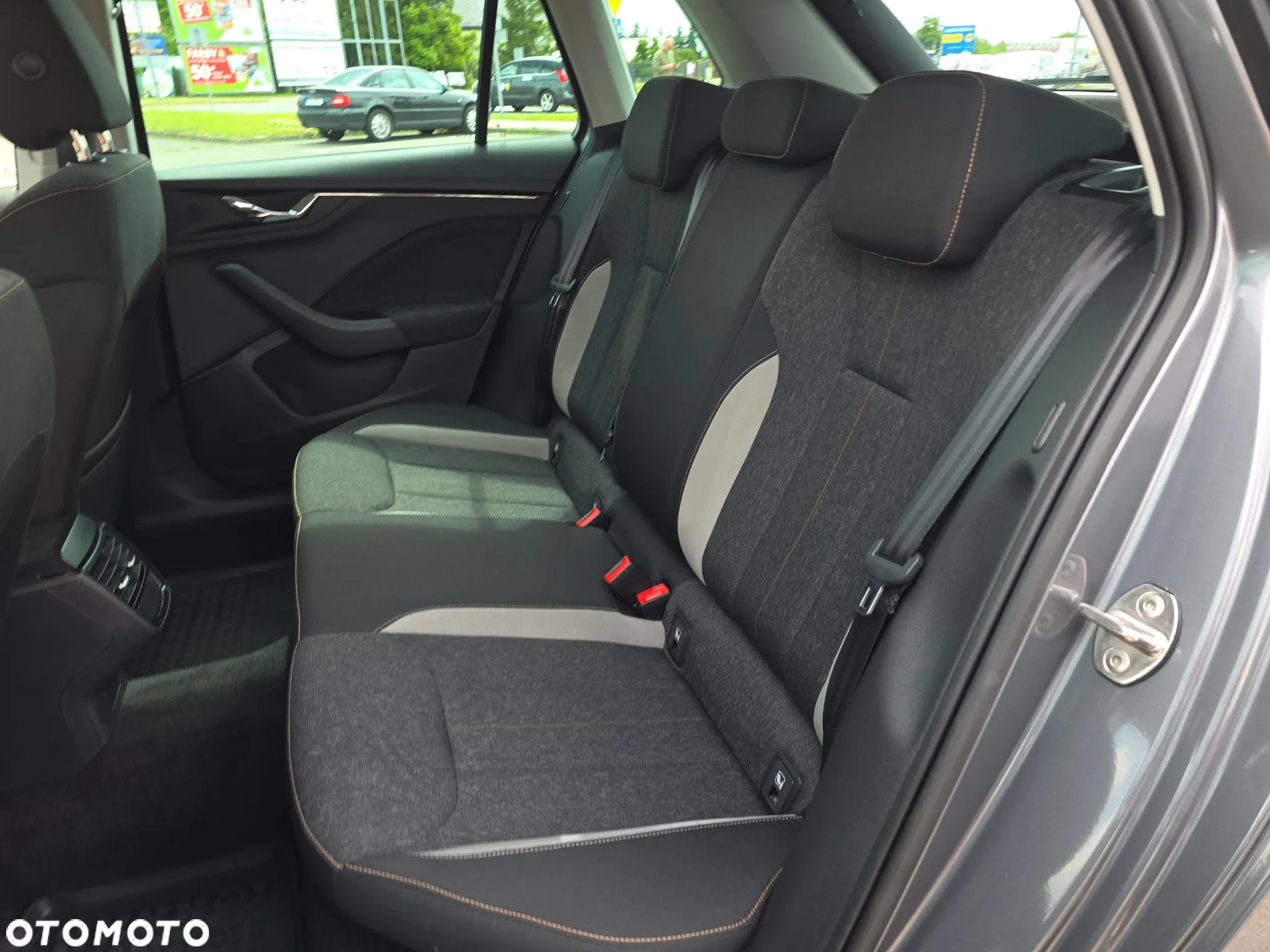 Skoda Kamiq 1.5 TSI Style DSG - 17