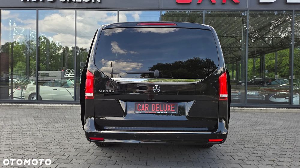 Mercedes-Benz Klasa V 250 d lang 9G-TRONIC Avantgarde - 10