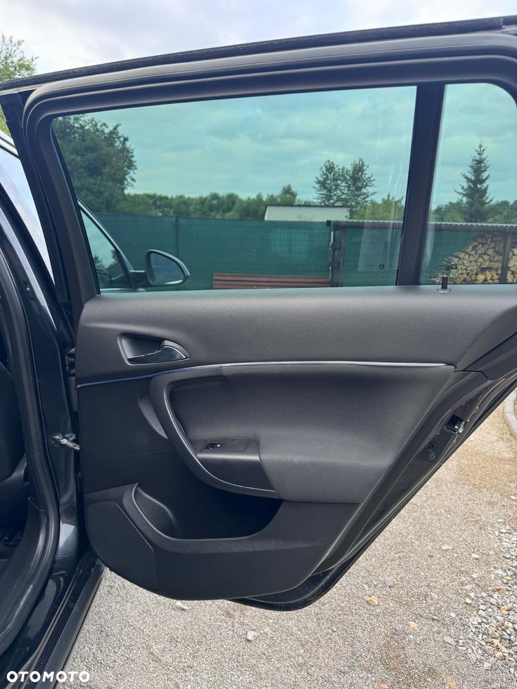 Opel Insignia 1.8 - 17