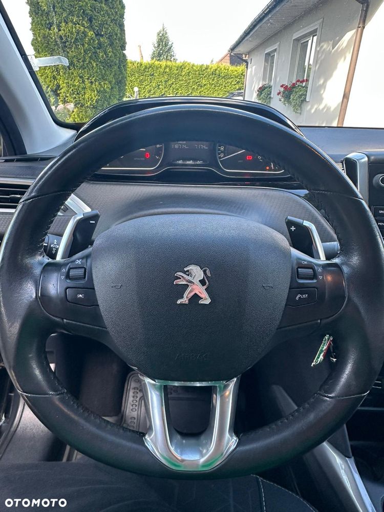 Peugeot 2008 82 e-VTI ETG5 Active - 17