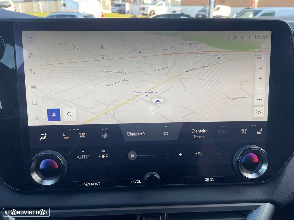 Lexus RX 450h - 12