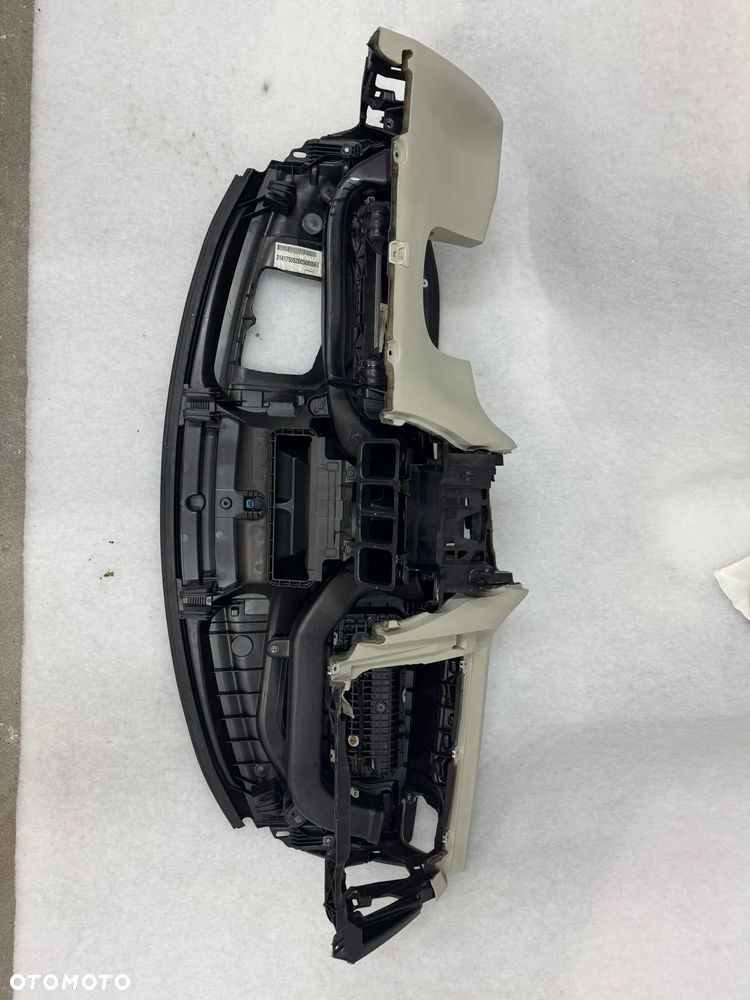 Volvo XC60 2 II KREM SKÓRA  DESKA KOKPIT KONSOLA PODUSZKI - 5
