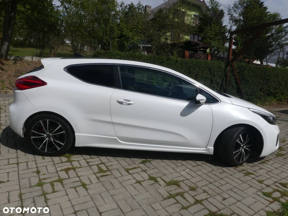 Kia Ceed - 14