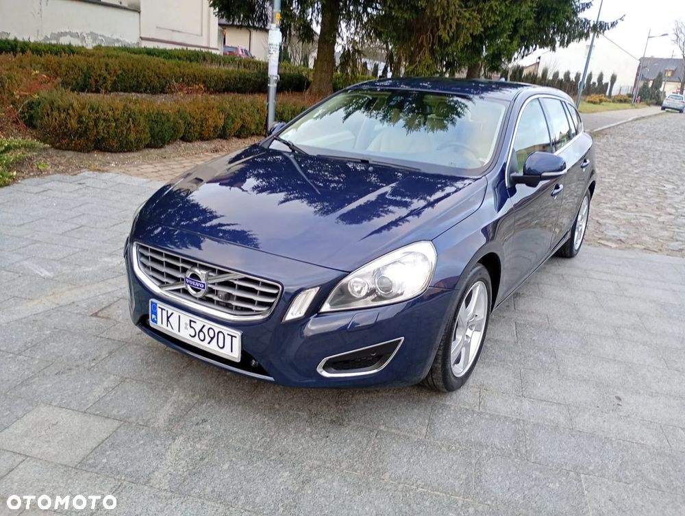 Volvo V60 T4 Edition - 11