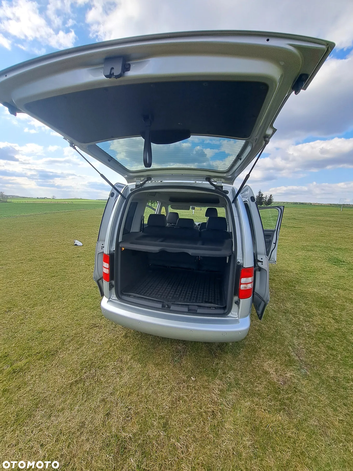 Volkswagen Caddy 1.6 TDI Trendline - 4