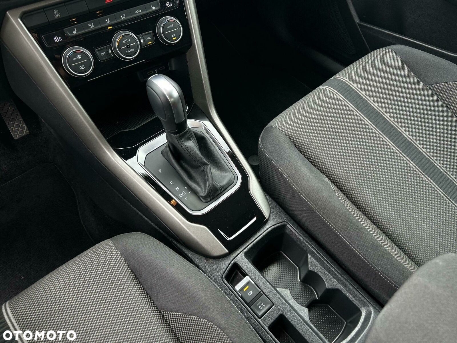 Volkswagen T-Roc 1.5 TSI ACT Advance DSG - 18