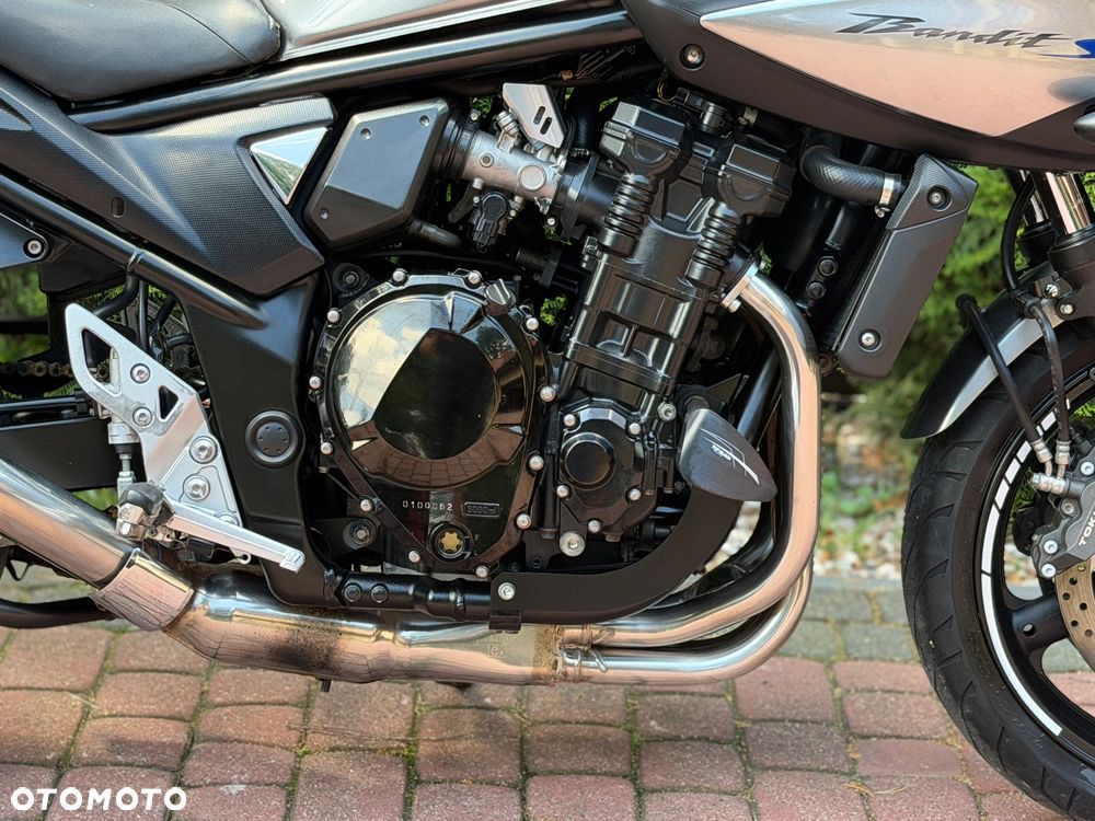 Suzuki Bandit - 13