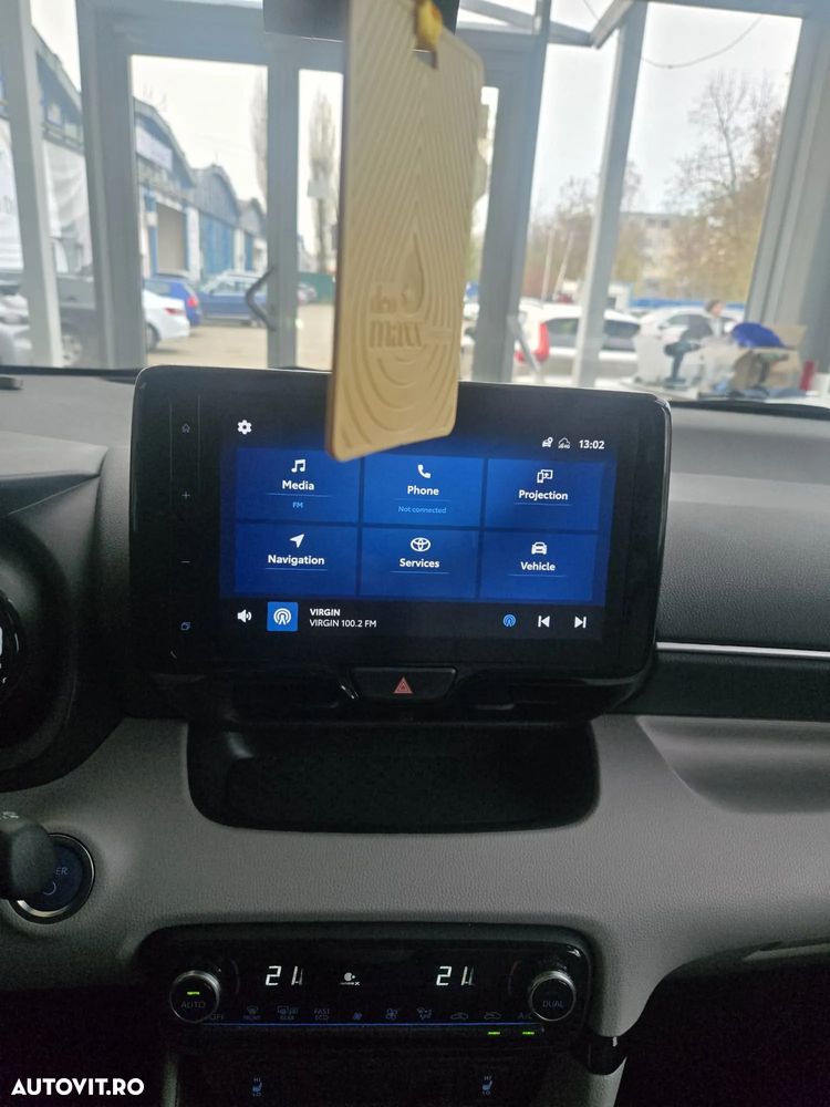 Toyota Yaris 1.5 VVT-i HSD Exclusive Elegant - 15