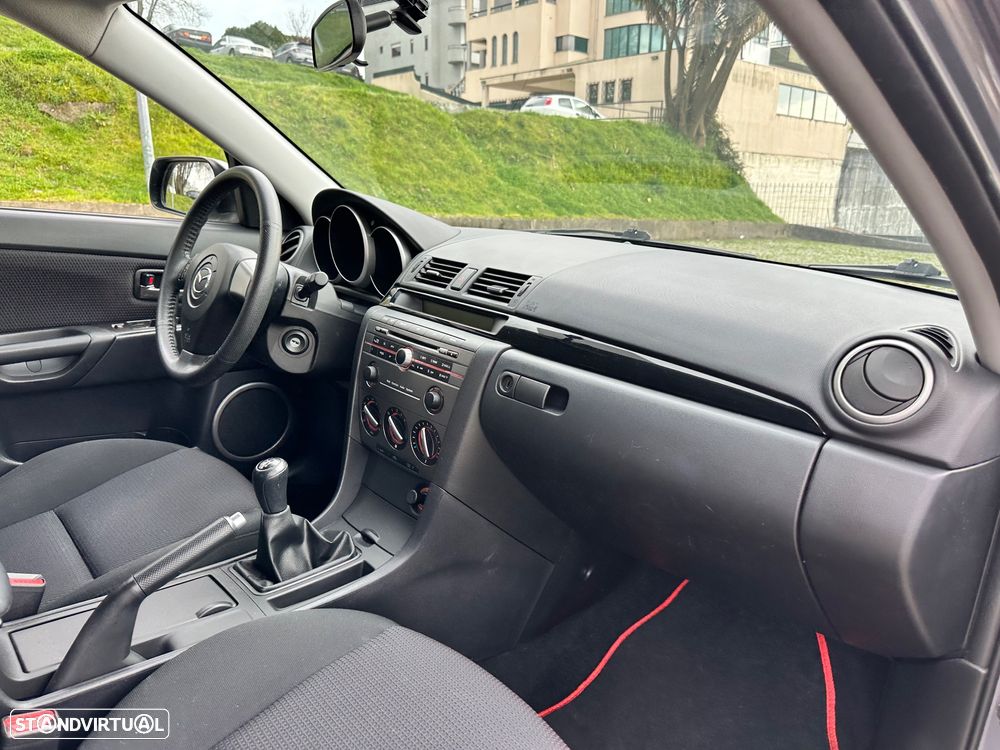 Mazda 3 Hatchback MZR 1.4 Comfort - 37