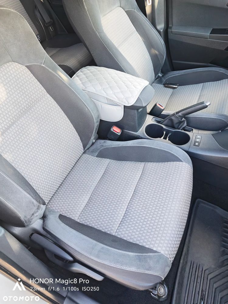 Toyota Auris - 9