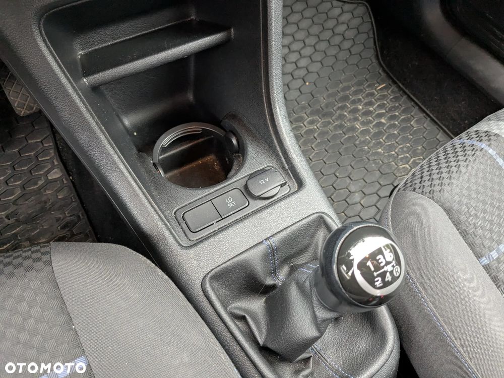 Volkswagen up! 1.0 move - 23