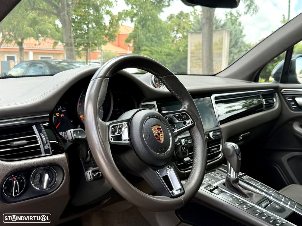 Porsche Macan S - 13