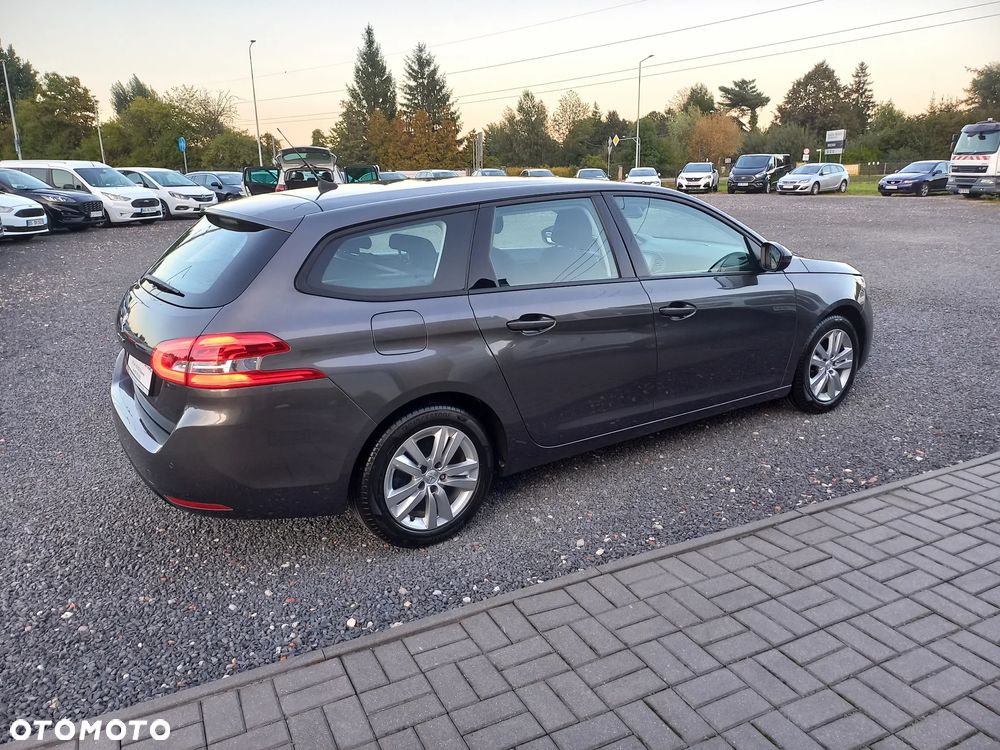 Peugeot 308 - 7
