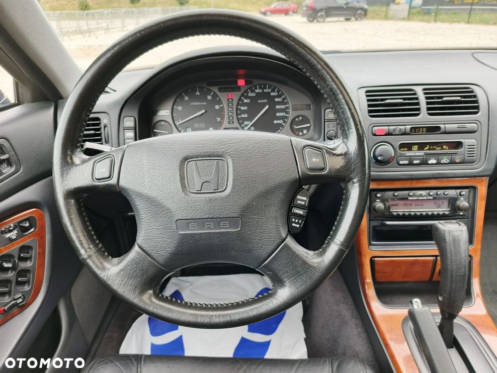Honda Legend - 12