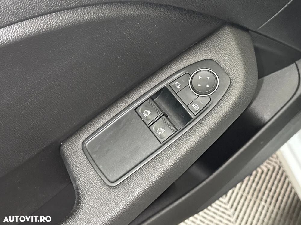 Renault Clio - 15