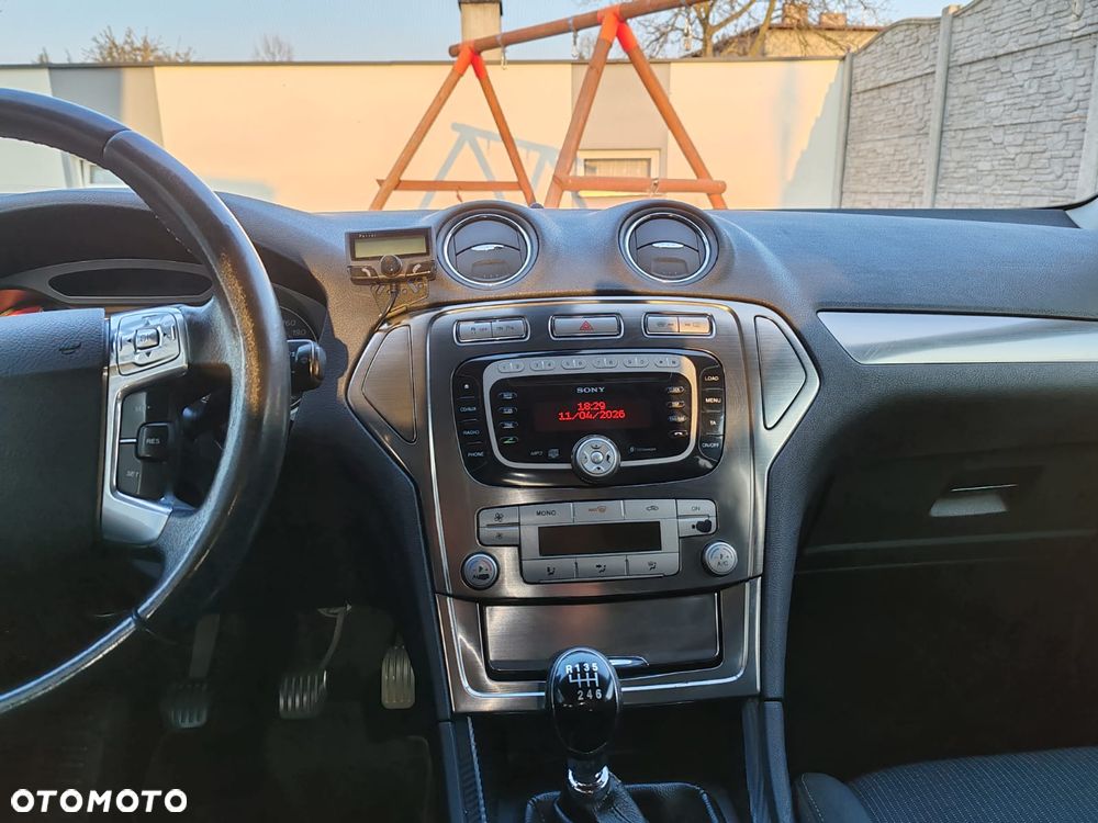 Ford Mondeo 2.0 TDCi Titanium - 4